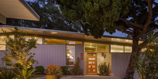 2035 Skyview Drive