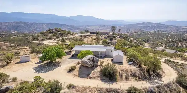 44700 Gold Creek Lane