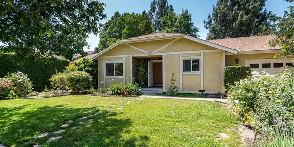 13807 Bradley Avenue