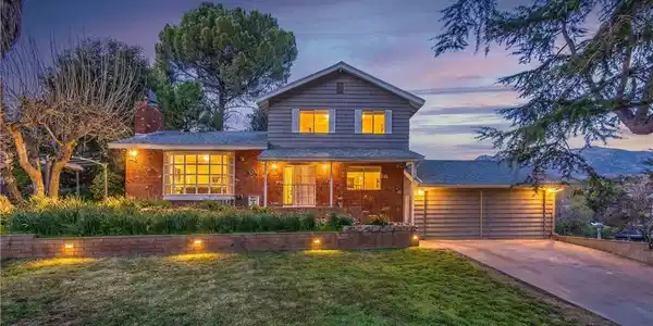 8705 Apple Tree