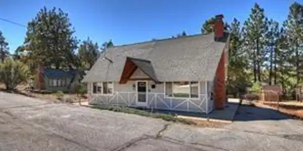 642 Villa Grove