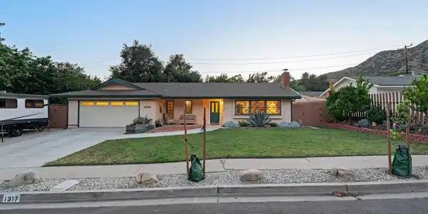 1317 Meadowbrook Road