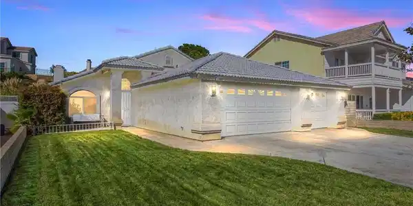 13900 Spring Valley Pkwy