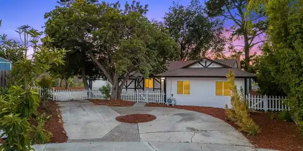 2531 Scott Place