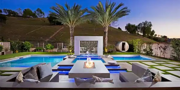 26600 Paseo Retirada