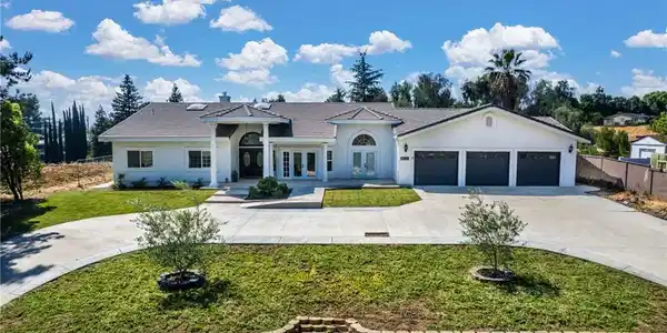 12908 South Lane