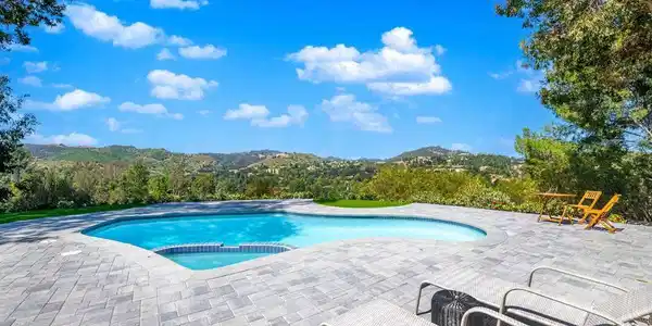 4267 Towhee Drive