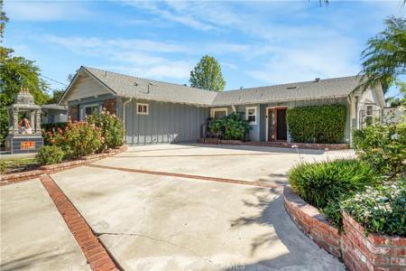 24206 Saint Edens Circle