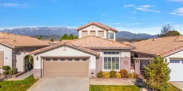 4944 Oakhurst