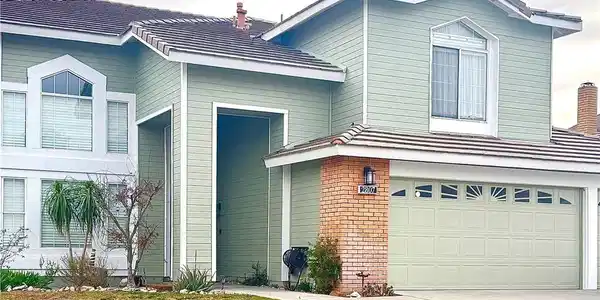2807 W Via Bello Drive