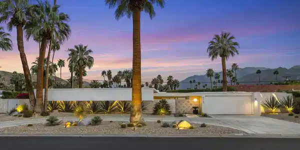973 E La Jolla Road
