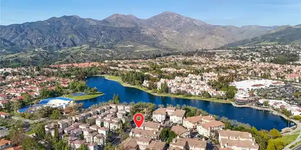 12 Montana Del Lago Drive