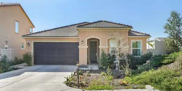 1359 Chaparral Dr
