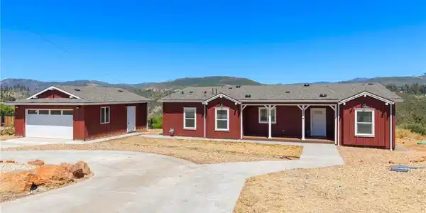 5550 Feather River Place