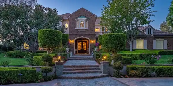 6952 Royal Hunt Ridge