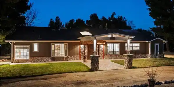 28316 Oak Spring Canyon