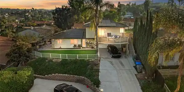 14119 El Mesa