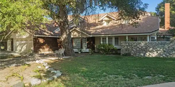 15669 Live Oak Springs Canyon