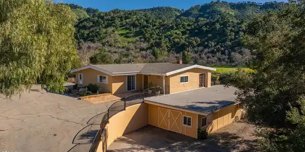 62 Creek Road