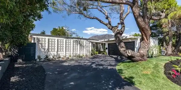 6849 Northford Drive