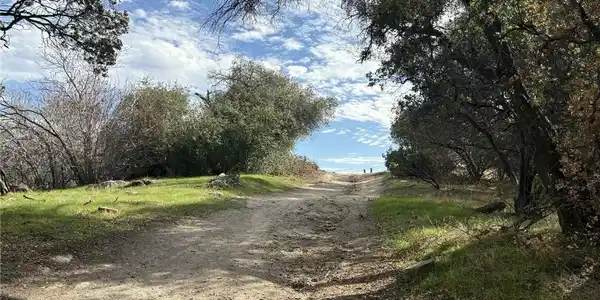 38699 Road 600