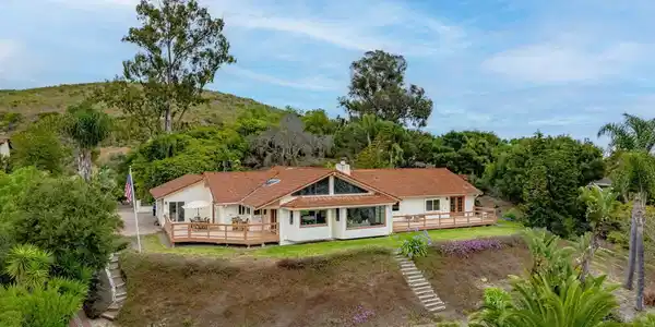 246 Vereda Pradera