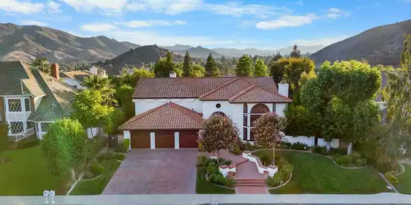 29340 Castlehill Drive