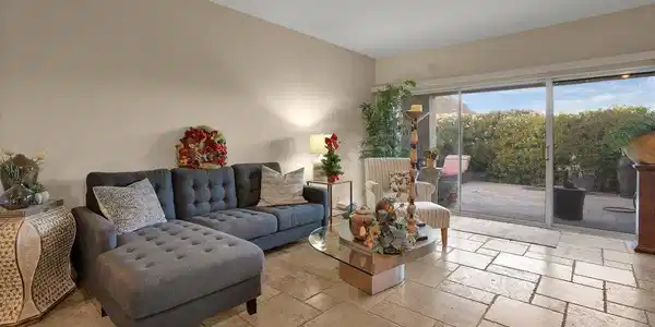 48135 Vista Cielo