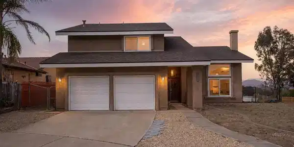10772 AVENIDA ROBERTA