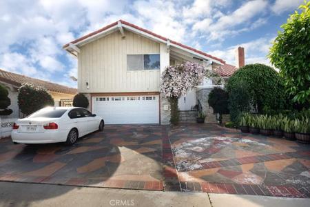 5302 Clark Circle
