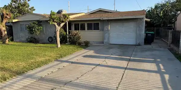754 W Citrus