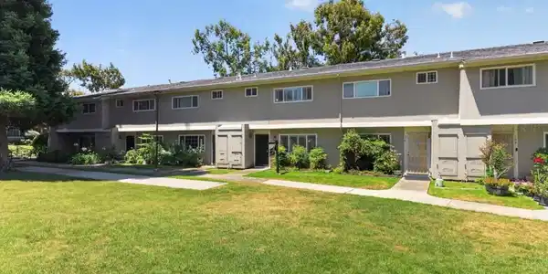 92 Hemlock Lane