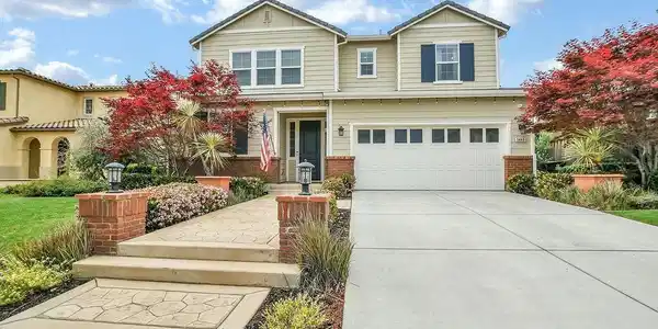 5449 Mountain Ridge Way