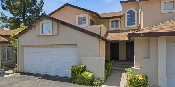 28133 Seco Canyon