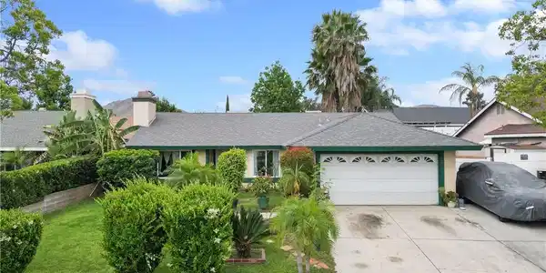 5242 La Salle