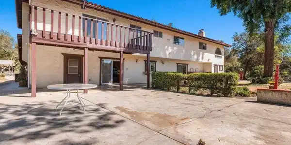 31600 Oak Glen Road