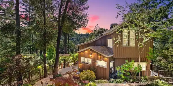 2030 Sparrow Valley Road