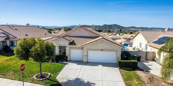 28263 Evening Star Dr