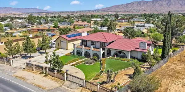 9535 Timberlane