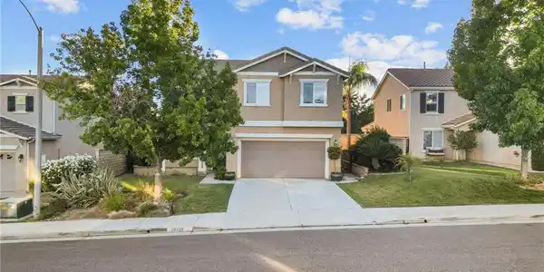 28328 Alton Way