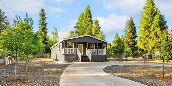 1611 Walnut Lane
