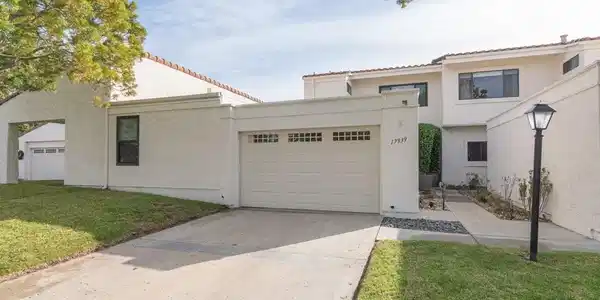 17939 Valle De Lobo