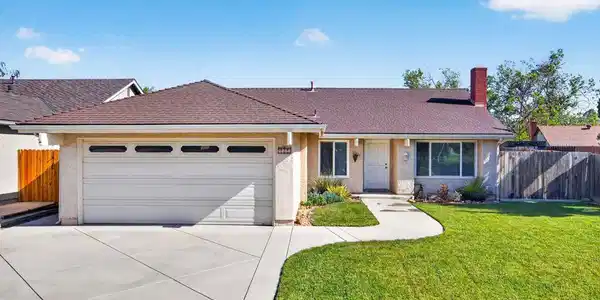 5525 Laurel Ridge Lane