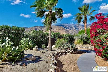 300 W Pico Road