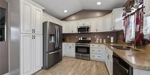 1615 Quail Summit