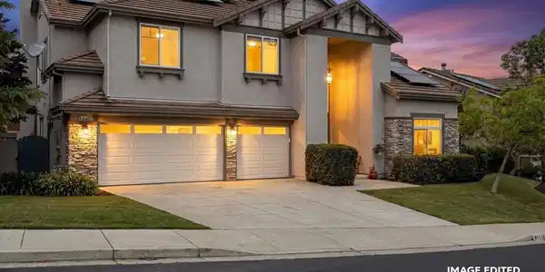 911 Autumn Oak Cir