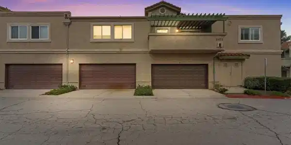 8425 Sunset Trail