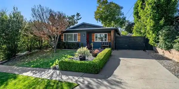 2357 Boulevard del Campo