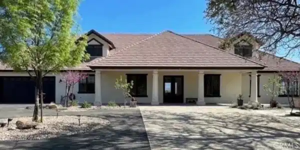 27153 Deer Creek Way