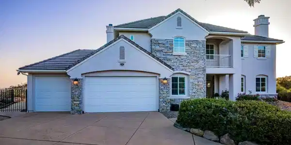 29190 Crystal Ridge Court